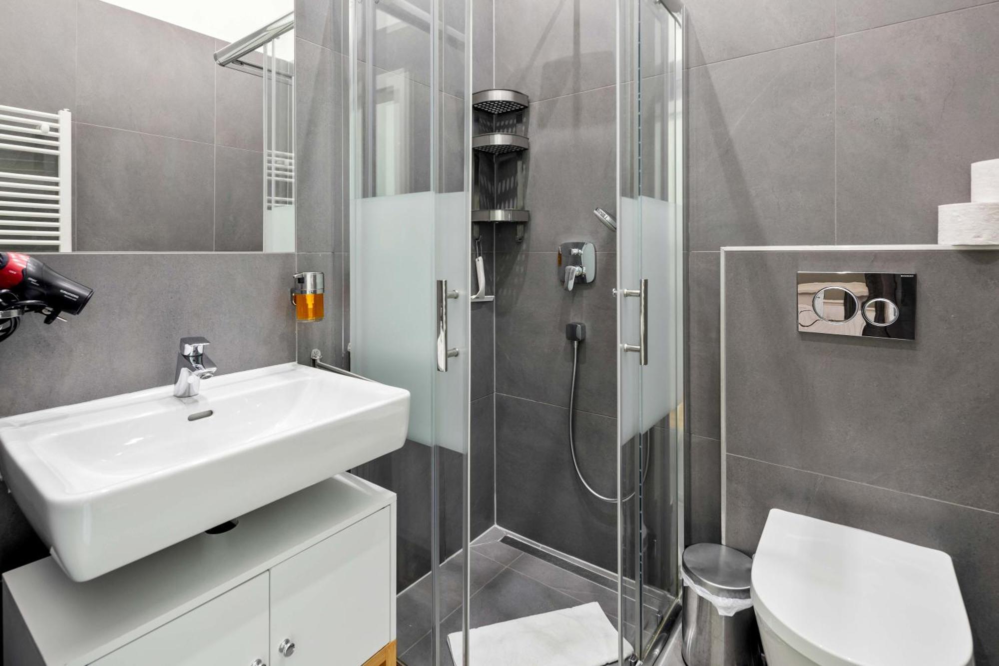 522 Mbit Wifi I Air Conditioning I Self Check In Viena Exterior foto